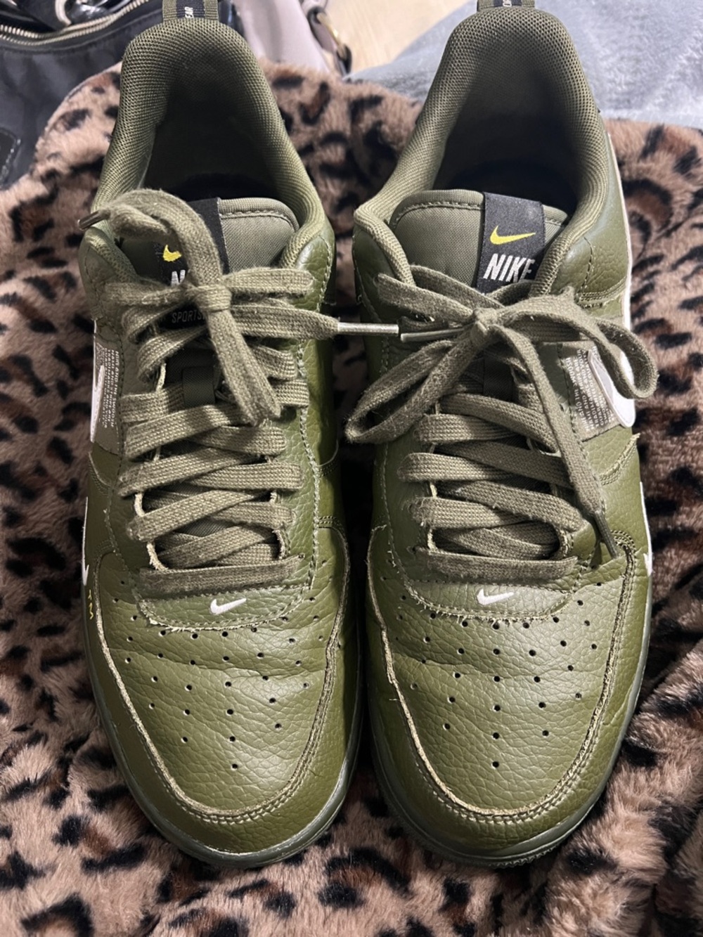 Nike Air Force 1 07 LV8 utility Shoes Olive Green